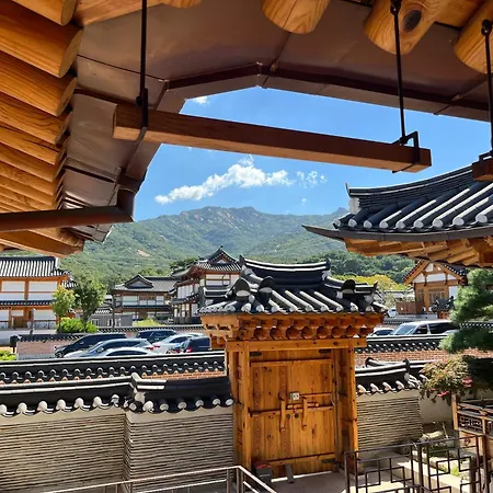 Sirakdang Hanok Apartment
